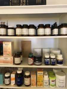 Chinese herbal medicine and supplements Chinese herbal medicine and supplements